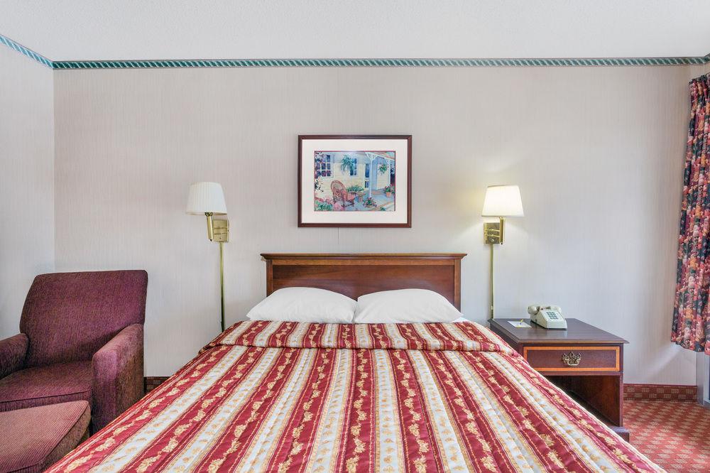 Days Inn By Wyndham Λέξινγκτον Εξωτερικό φωτογραφία